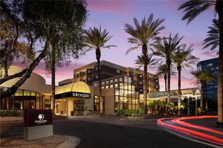 Doubletree Suites by Hilton Phoenix