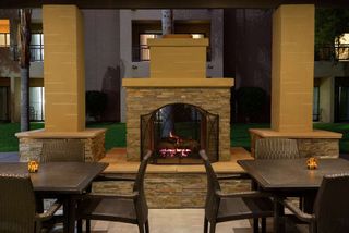 Embassy Suites Phoenix-Tempe