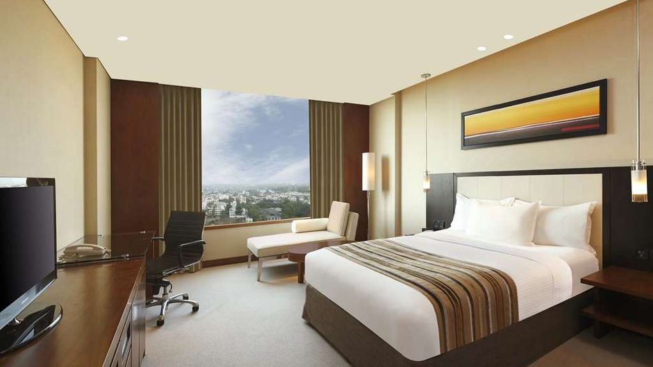 DoubleTree by Hilton Pune - Chinchwad Room