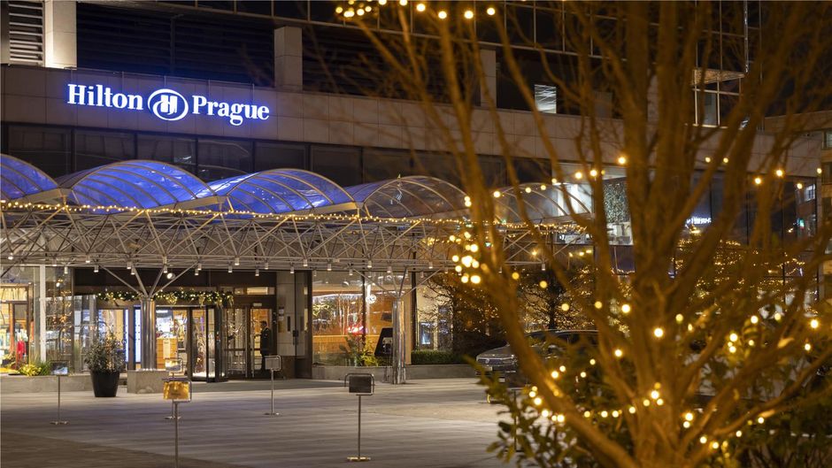 Hilton Prague Atrium Exterior