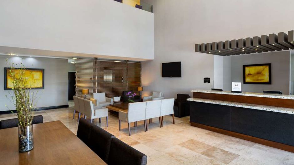 DoubleTree by Hilton Queretaro Lobby
