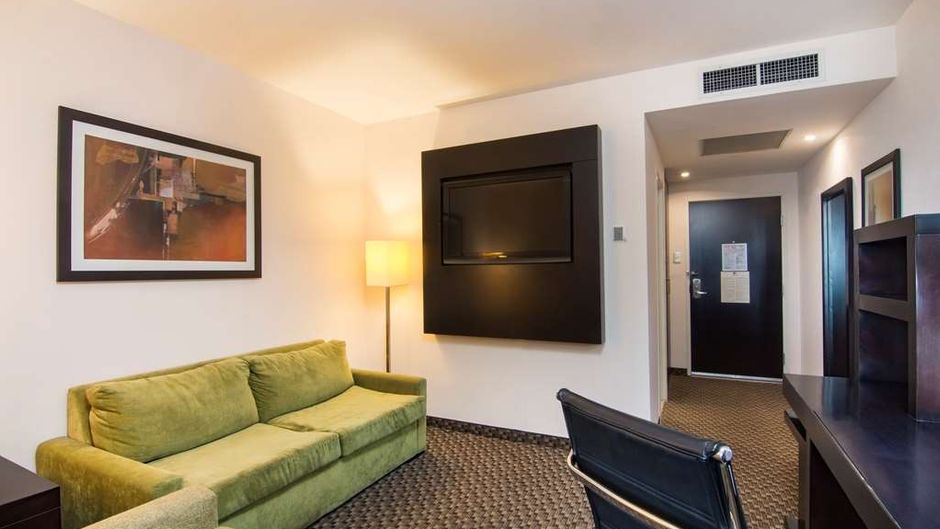 DoubleTree by Hilton Queretaro Room