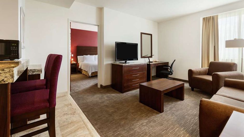 Hilton Garden Inn Queretaro Room
