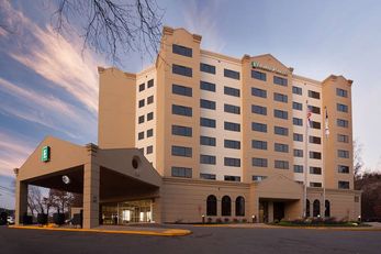 Embassy Suites Raleigh Crabtree