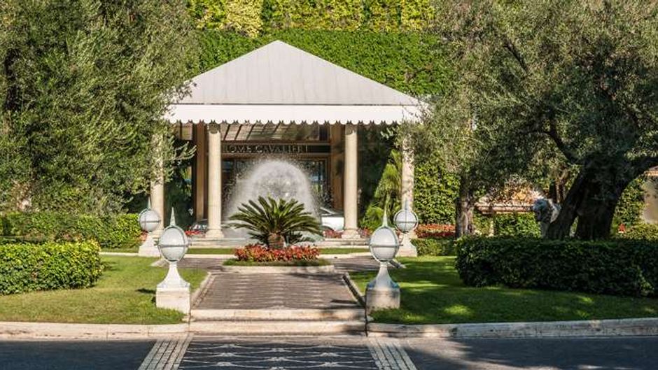 Rome Cavalieri, A Waldorf Astoria Hotel Exterior