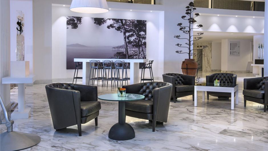 Hilton Sorrento Palace Lobby