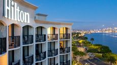Hilton San Diego Airport/Harbor Island