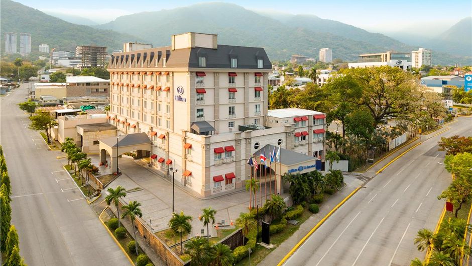 Hilton Princess San Pedro Sula Hotel Exterior