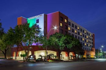 DoubleTree Hotel San Antonio Downtown