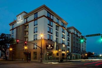 DoubleTree Hotel Historic Savannah