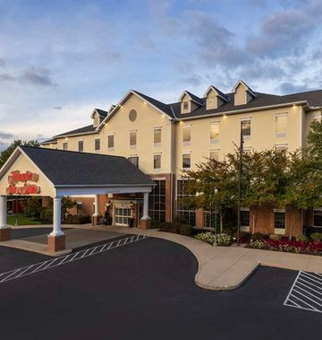 Hampton Inn & Suites State College