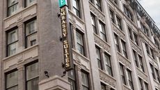 Embassy Suites Louisville Downtown