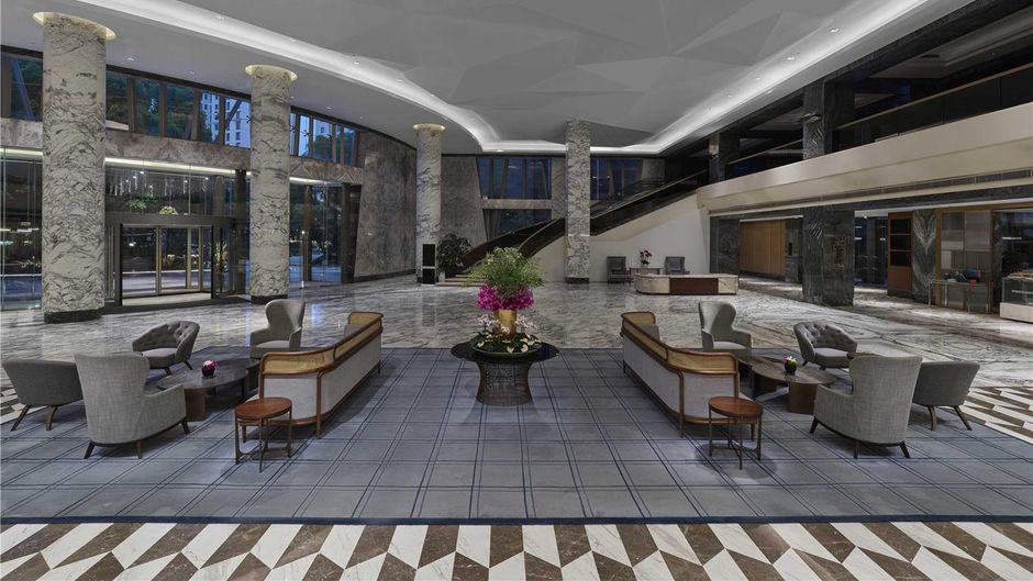 Hilton Shanghai Hongqiao Lobby