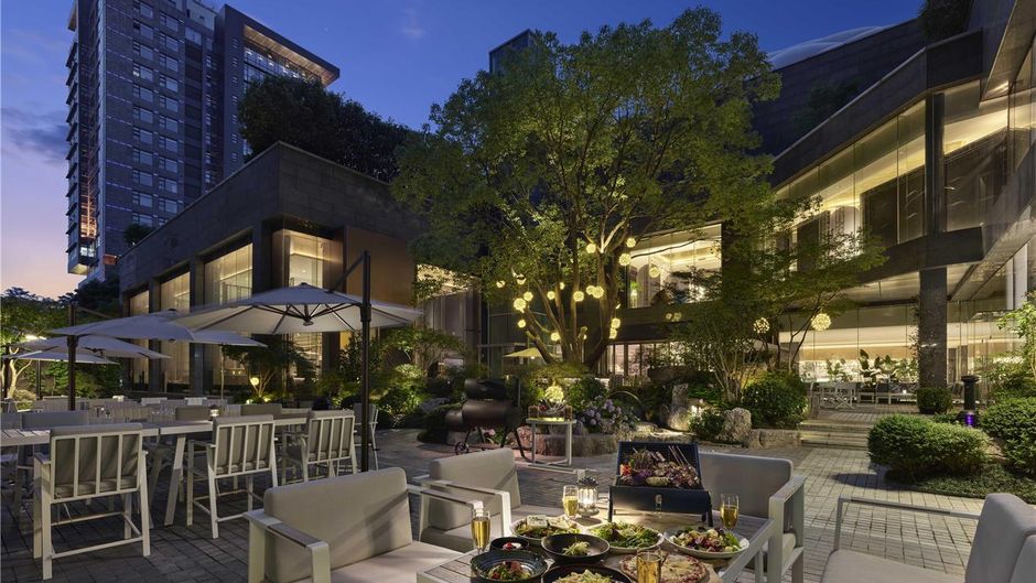 Hilton Shanghai Hongqiao Restaurant