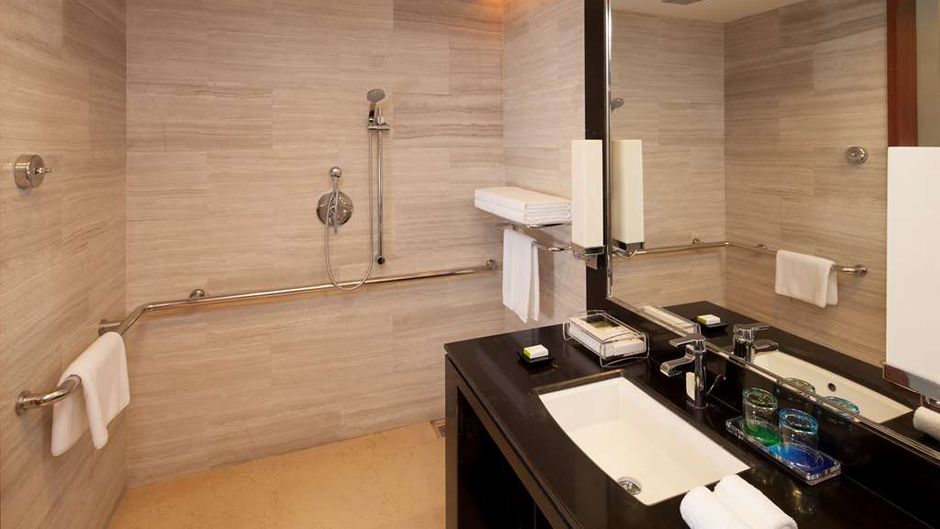 DoubleTree by Hilton Hotel Shenyang Room