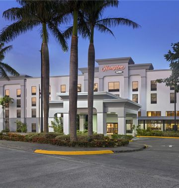 Hampton Inn & Suites San Jose Airport