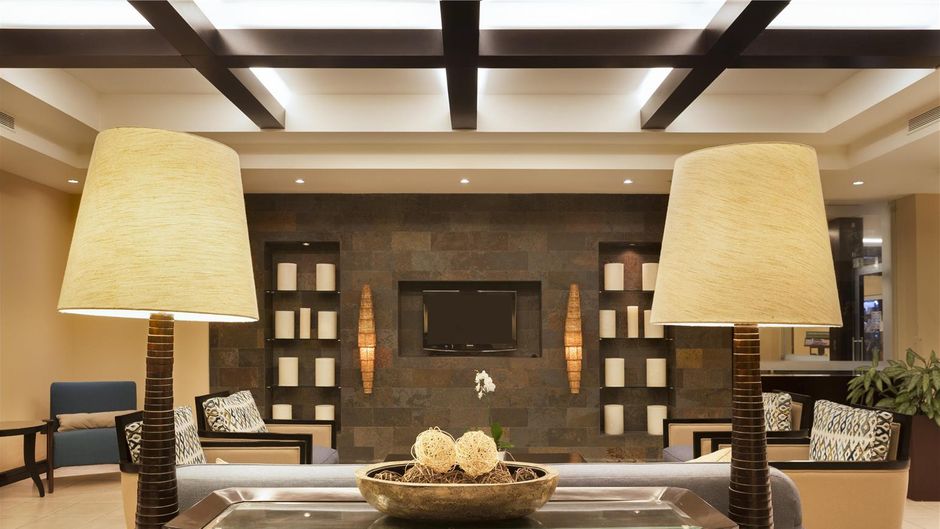Hilton Garden Inn Guanacaste Airport Lobby