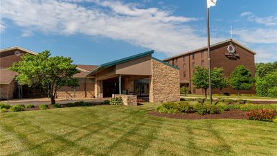 DoubleTree by Hilton Hotel Collinsville