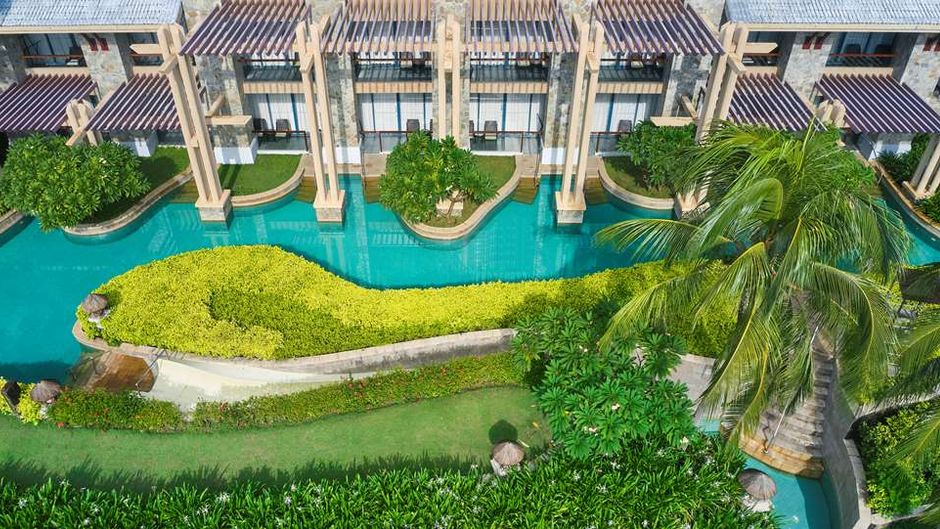 Hilton Sanya Yalong Bay Resort & Spa Exterior
