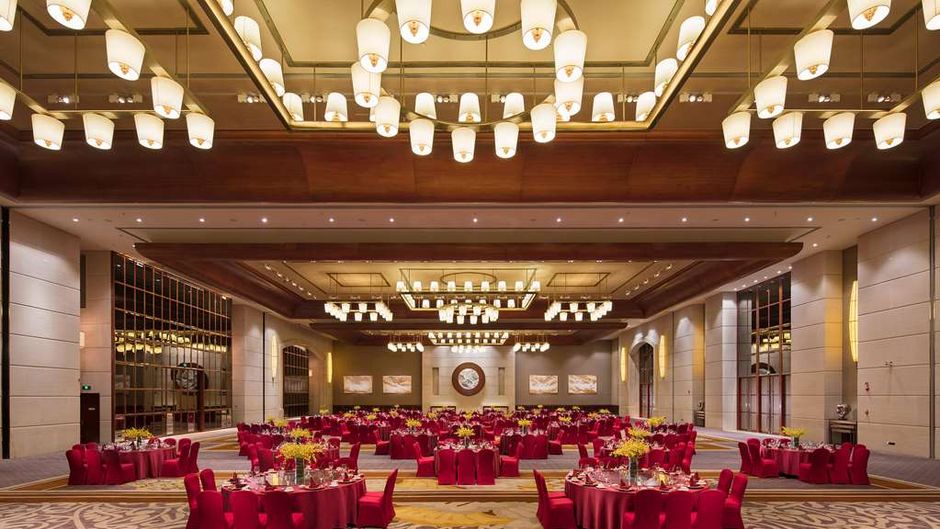 Hilton Qingdao Golden Beach Meeting