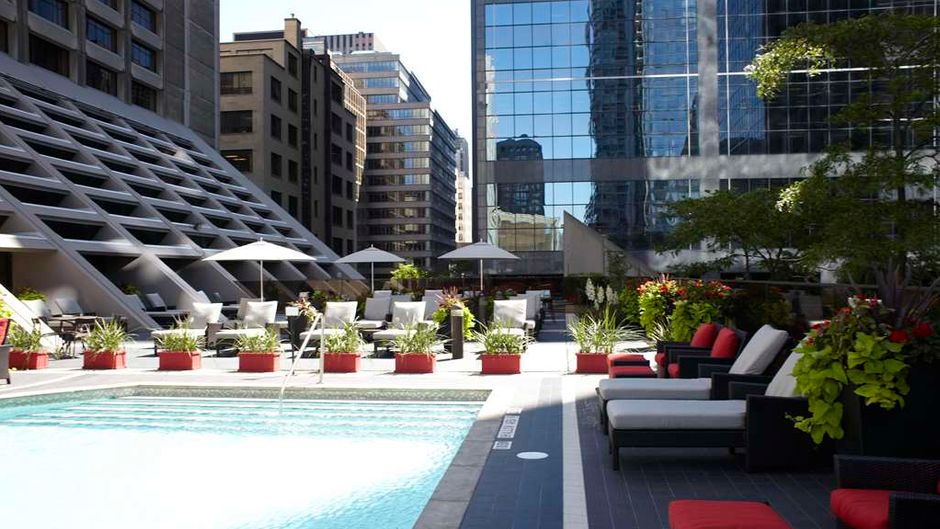 Hilton Toronto Pool
