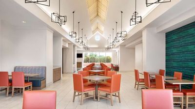 Embassy Suites Tampa - Airport/Westshore