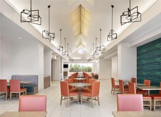 Embassy Suites Tampa - Airport/Westshore