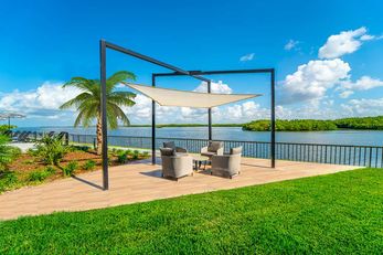 Doubletree Guest Suites Tampa Bay
