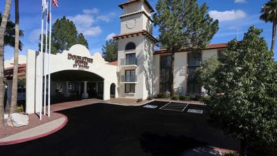 DoubleTree Suites by Hilton Tucson Arpt