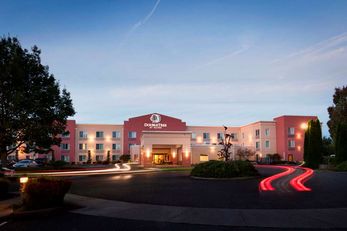DoubleTree by Hilton Hotel Vancouver