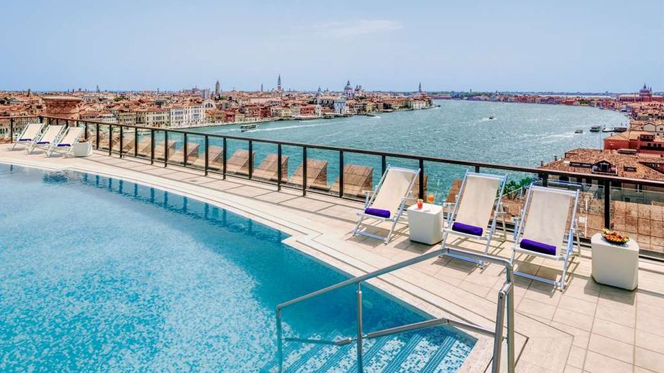Hilton Molino Stucky Venice Pool