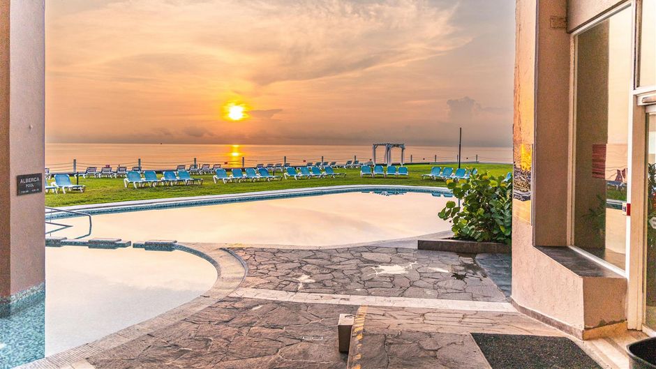 Hilton Garden Inn Boca del Rio Veracruz Pool