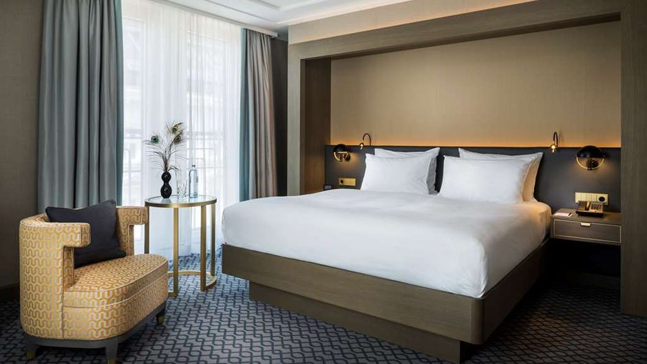 Hilton Vienna Plaza Room
