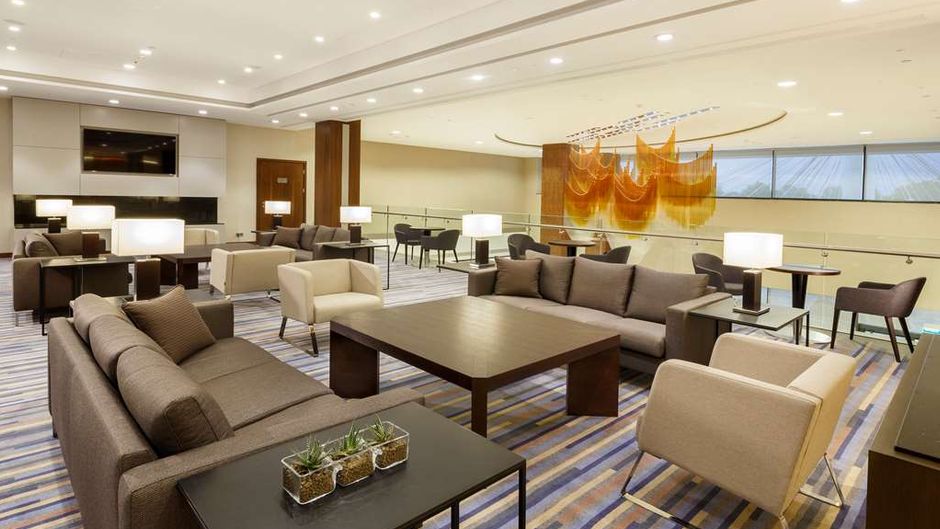 DoubleTree by Hilton Hotel Warsaw Lobby