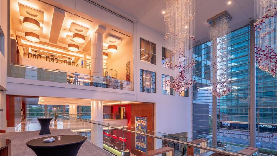 Hilton Warsaw City Lobby