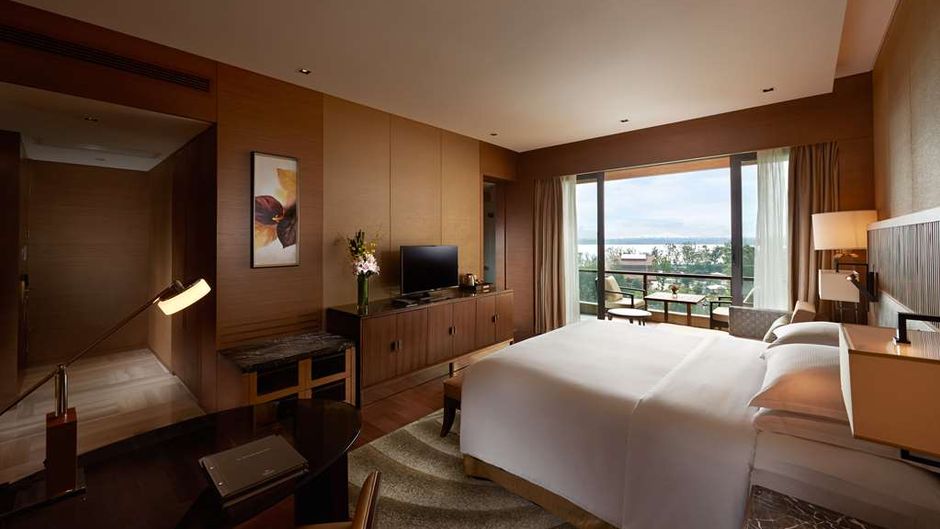 Hilton Wuhan Optics Valley Room