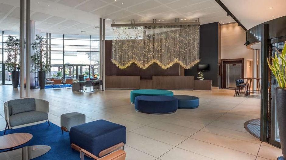 Hilton Evian-Les-Bains Lobby