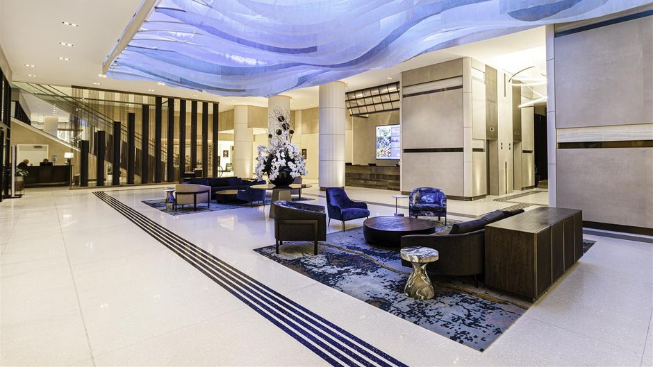 Hilton Niagara Falls Fallsview Lobby