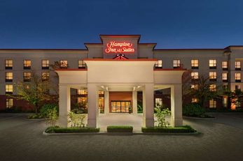 Hampton Inn & Suites Surrey