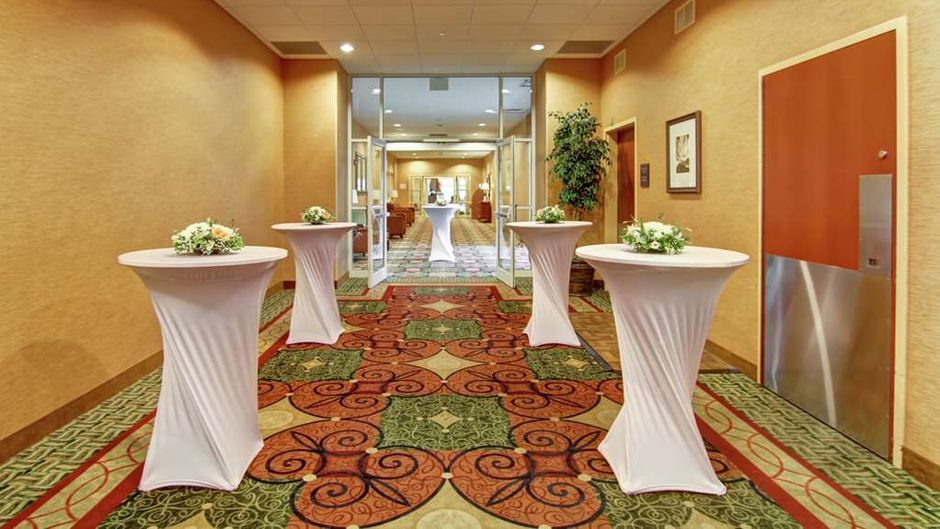 Hilton Garden Inn Ottawa Airport Meeting