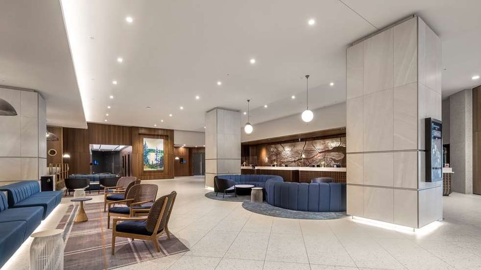 Hilton Quebec Lobby