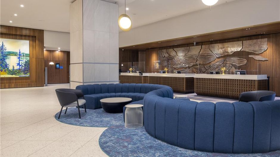 Hilton Quebec Lobby