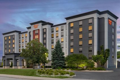 Hampton Inn & Suites Windsor