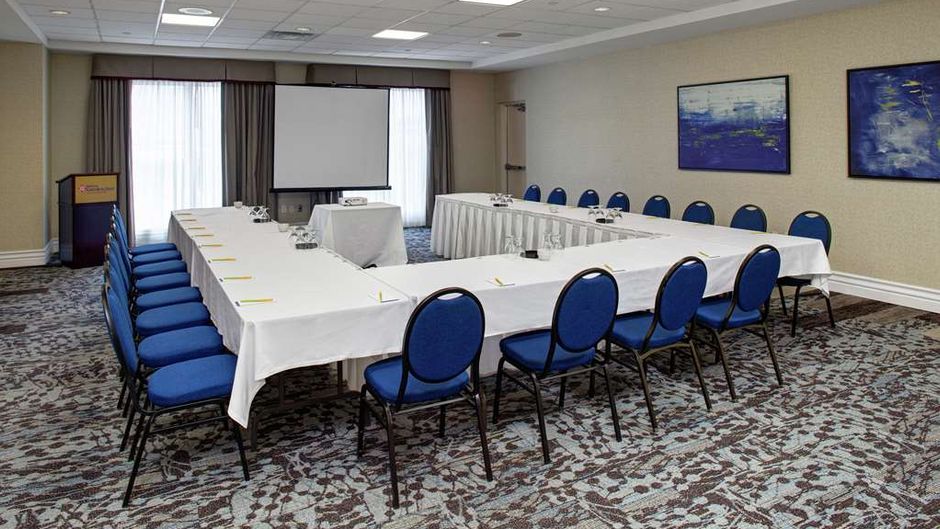 Hilton Garden Inn Toronto Oakville Meeting