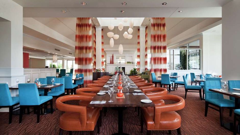 Hilton Garden Inn Montreal Airport Restaurant