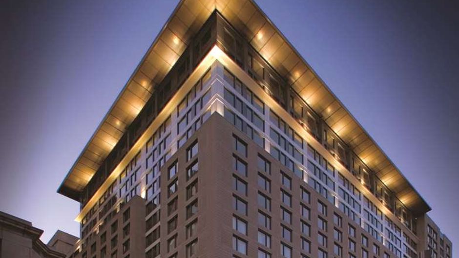 Embassy Suites Montreal by Hilton Exterior