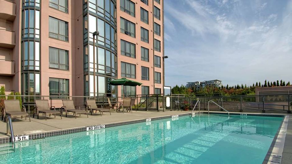 Hilton Vancouver Airport Pool