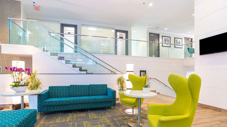 Hampton Inn & Suites by Hilton Lobby