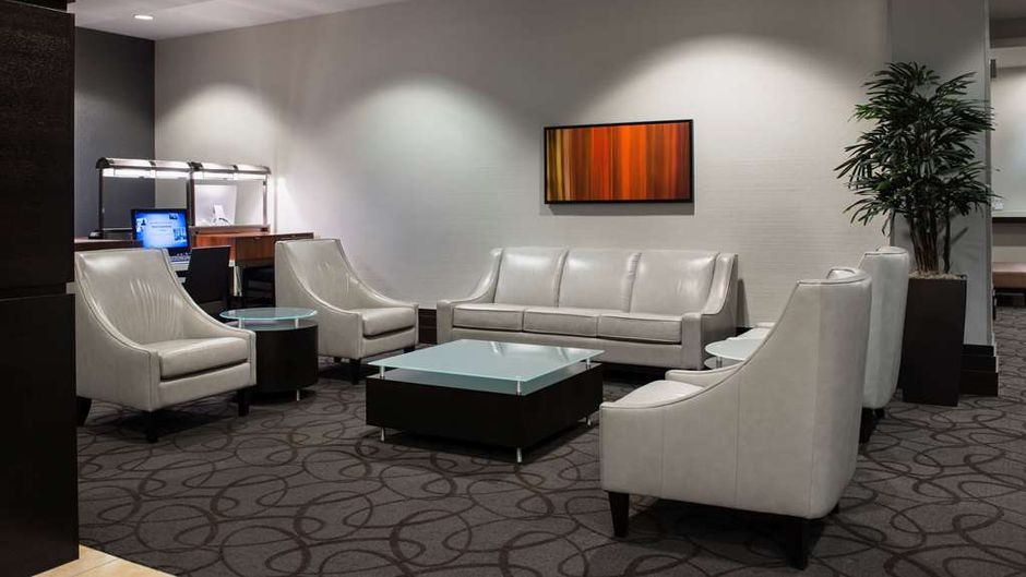 Hilton Winnipeg Airport Lobby