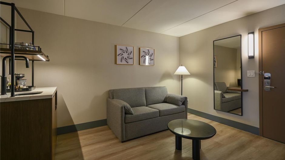 Hilton Winnipeg Airport Room